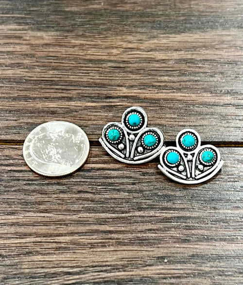 0.8" Turquoise Stud Earrings