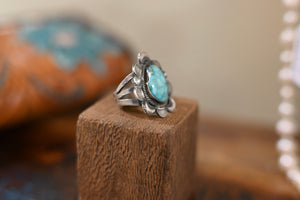 Kingman Turquoise & Antique Finish Sterling Silver (Sz 7.5)