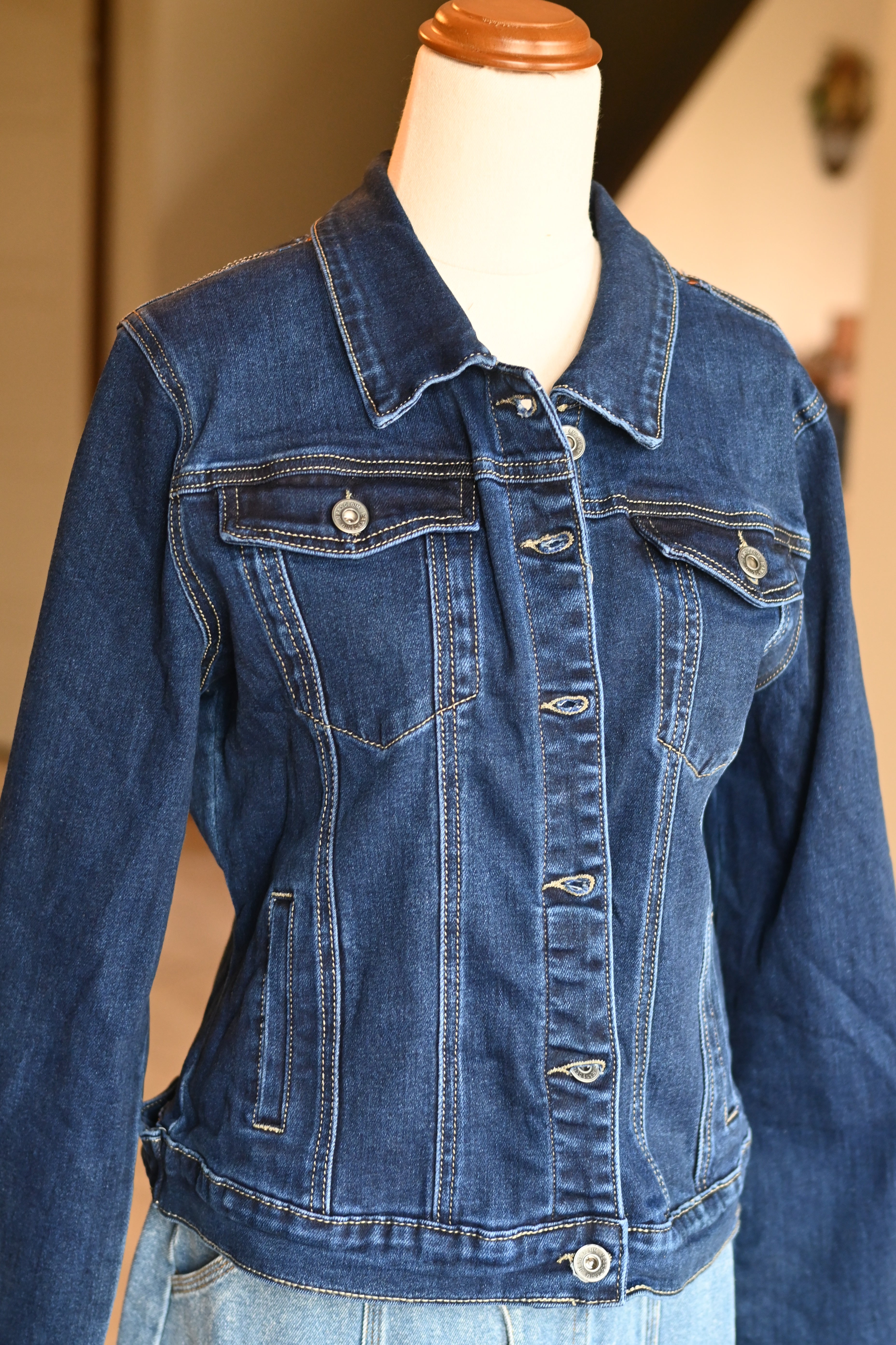 Embroided back denim jacket in dark blue