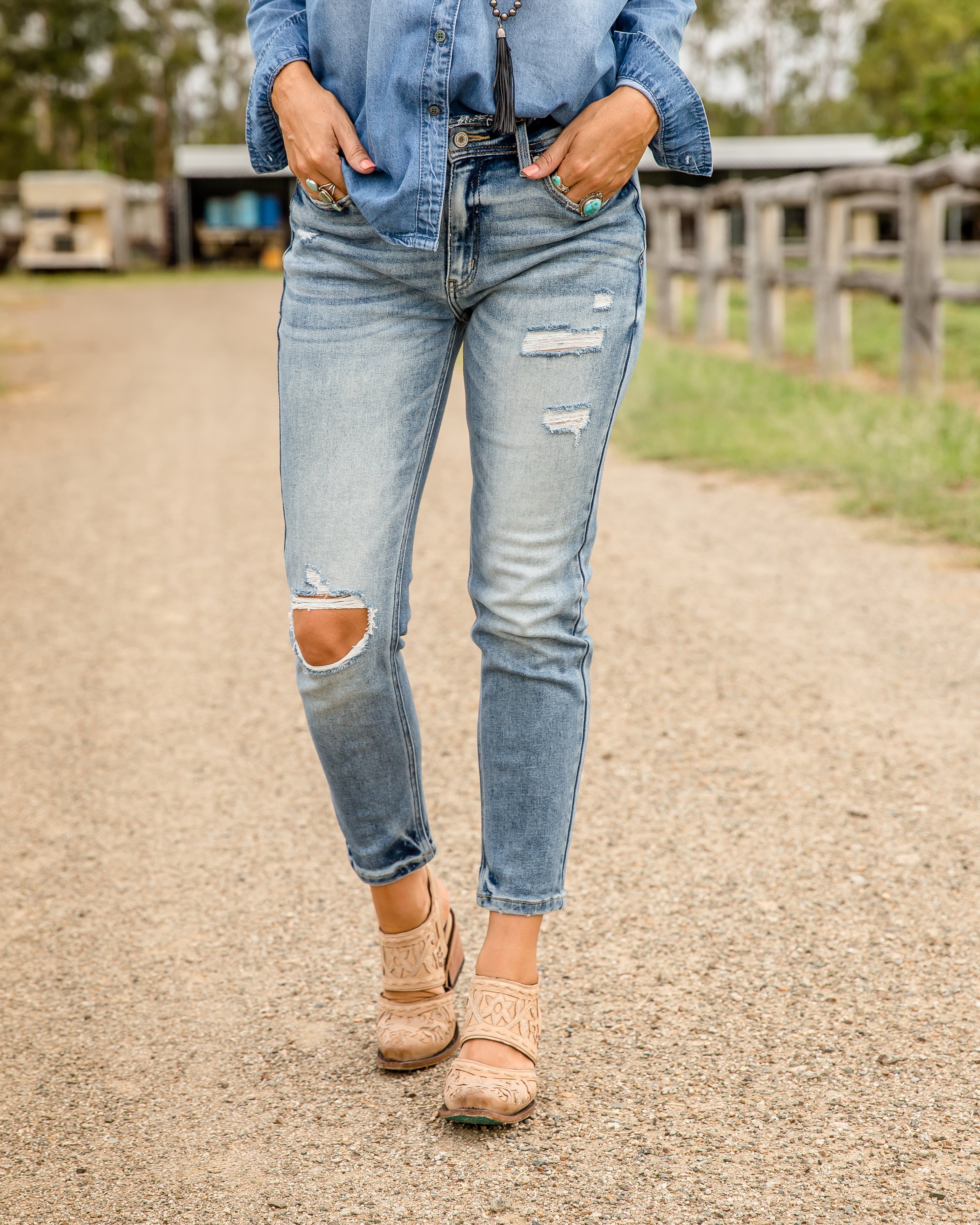 The Cheyzie - KanCan Straight Leg Jeans