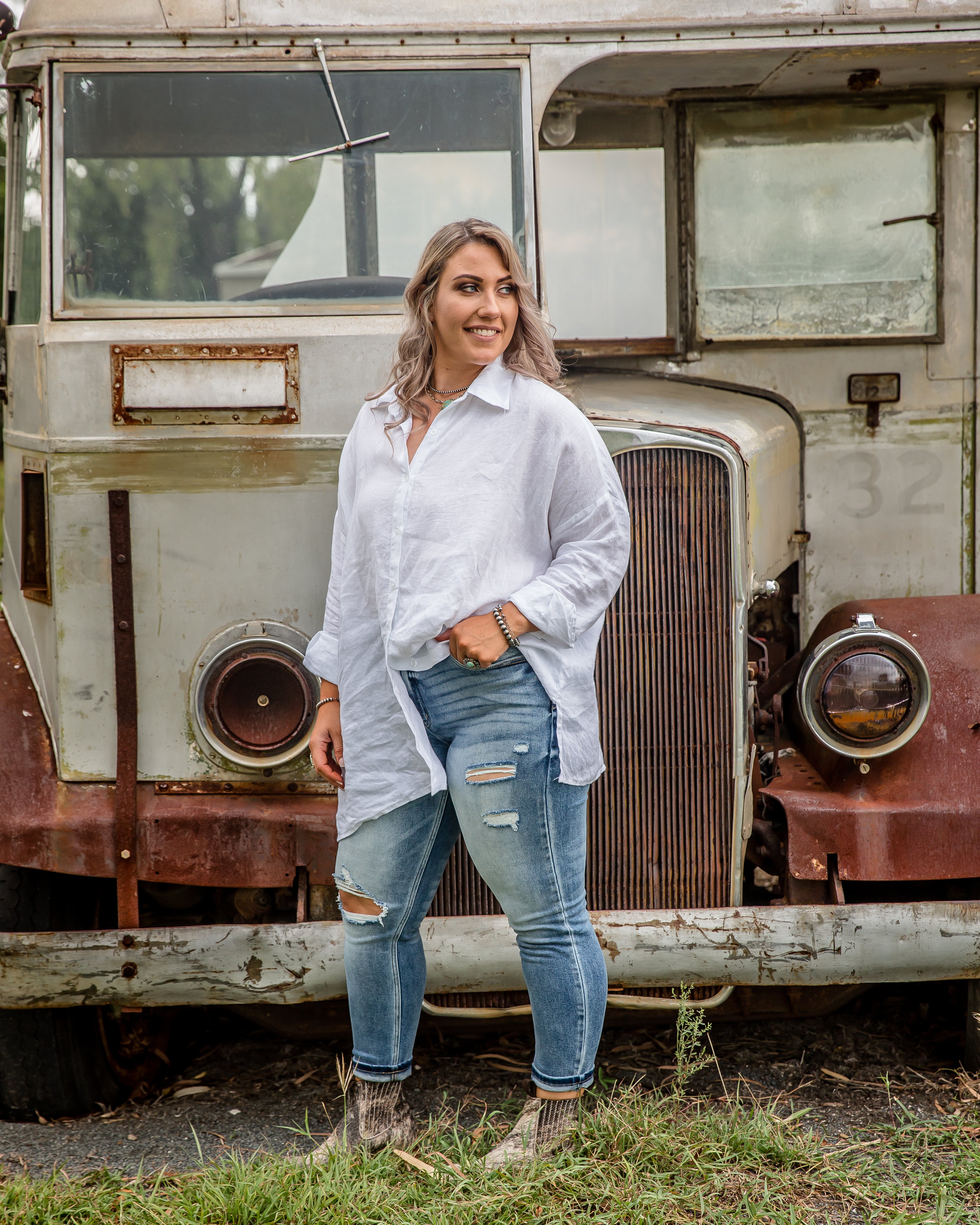 The Cheyzie - KanCan Straight Leg Jeans